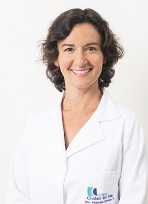 Foto del doctor Alejandra Carrasco Fernández