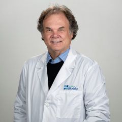 Foto del doctor Carlos Vandeputte Desrumaux
