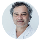 Dr. Álvaro Zuñiga