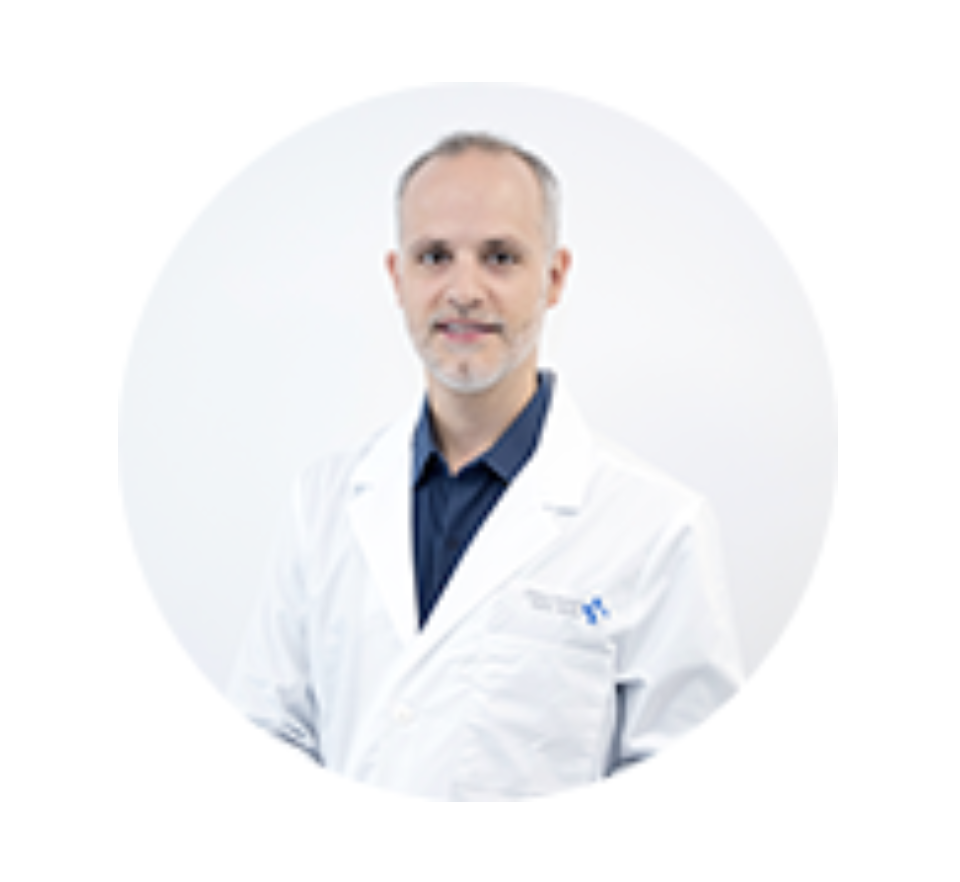 Dr. Diego Bennett