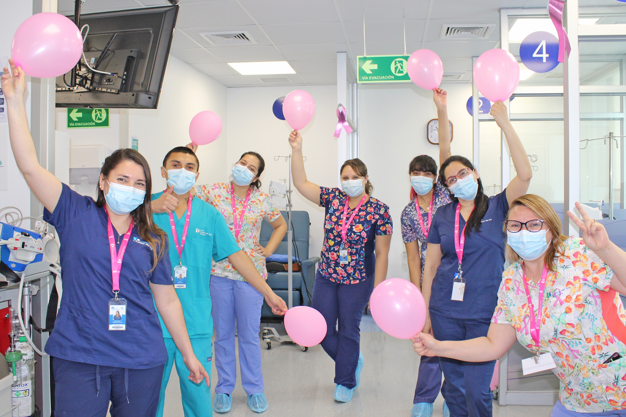 Equipo - Conmemoración Día Mundial de la lucha contra el Cáncer de Mama