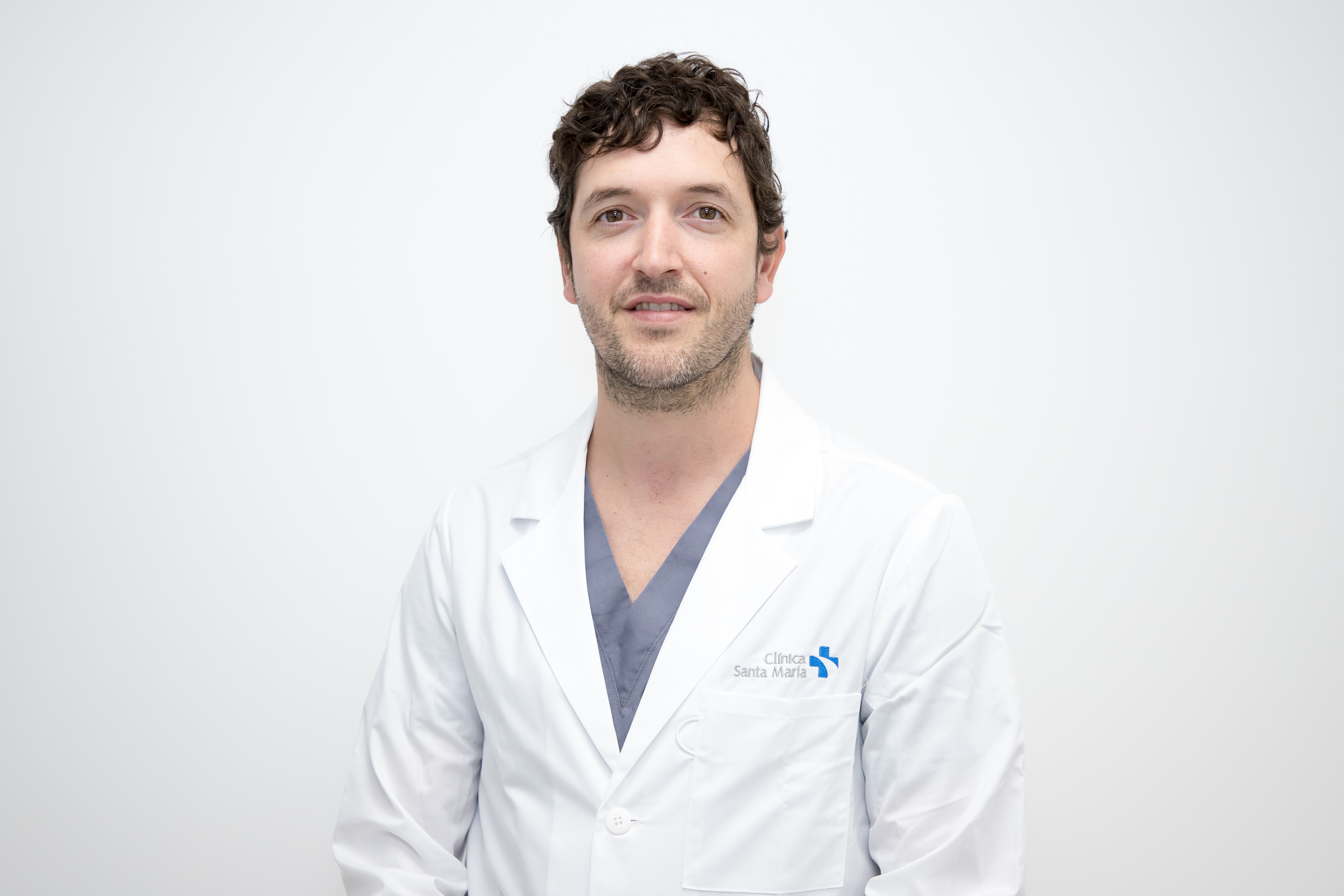 Foto del doctor ANTONIO REYMOND VIAL