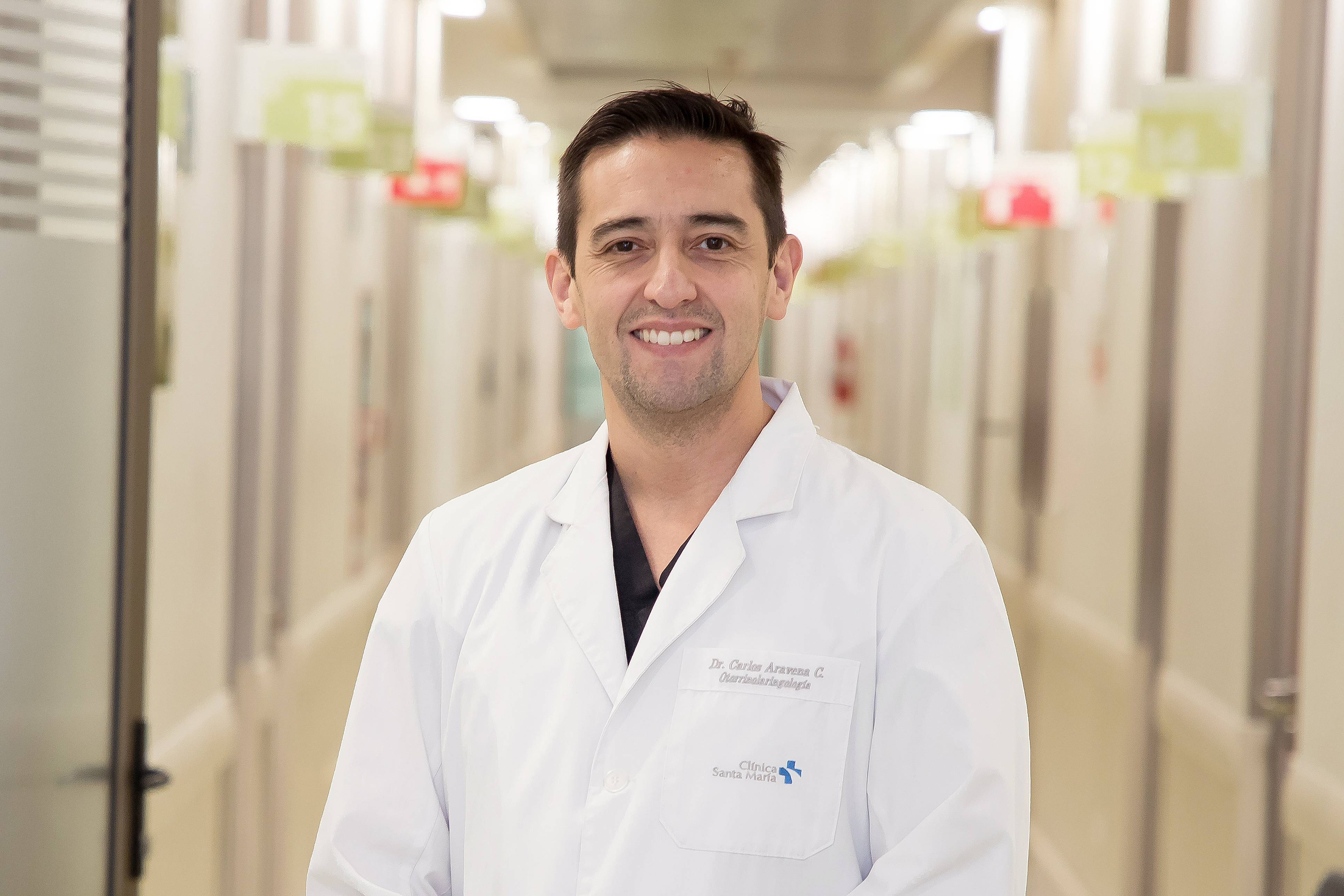 Foto del doctor CARLOS ANDRES ARAVENA CASTRO