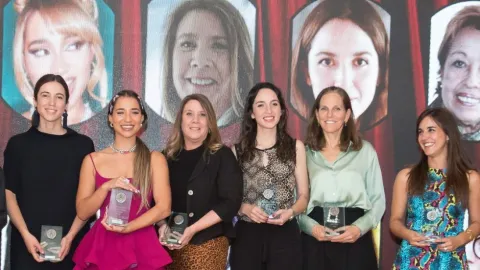 Dra. Carolina Asenjo dentro de las 100 Mujeres Líderes 2022