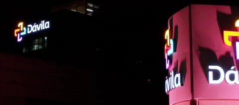 Conmemoración Clínica Dávila por el mes del Cáncer de mama