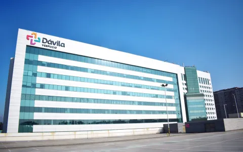 Nueva Clínica Vespucio