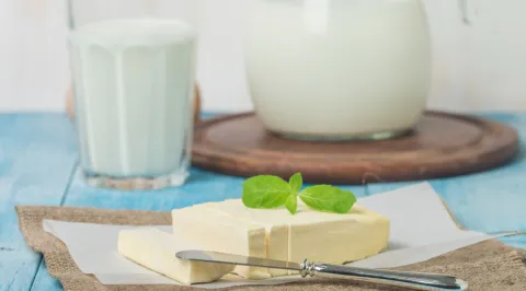 Precaución al preparar alimentos en el microondas
