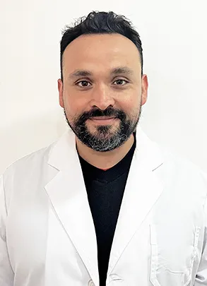 Dr. Felipe Saavedra