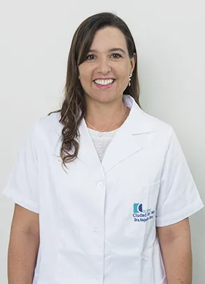 Dra. Alejandra Elton Torrejón