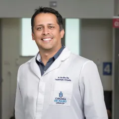 Dr. Julio Silva Díaz
