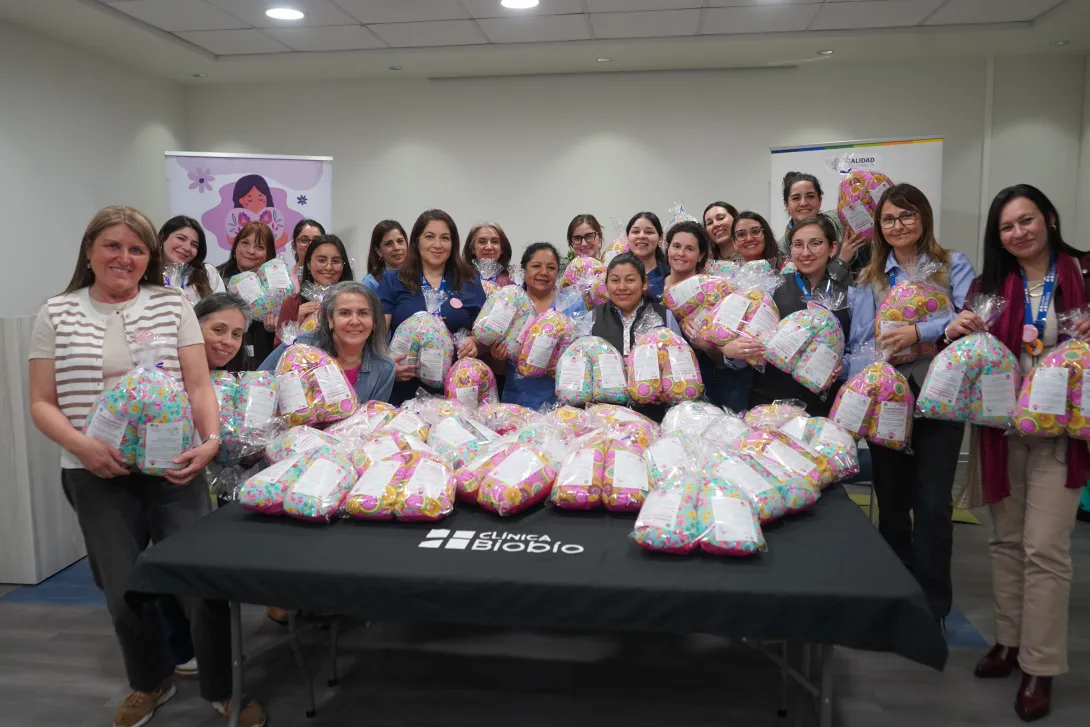 Confeccionamos cojines para mujeres con cáncer de mama